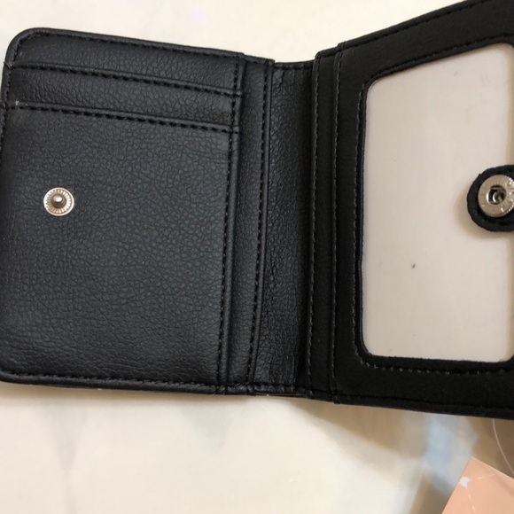 Betsey Johnson Luv Betsey Snap Card Wallet Black & Nude White Stitched Heart NWT - Picture 11 of 16